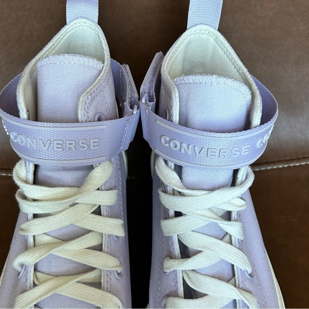 Women’s Chuck Taylor All Star Platform with ankle strap | size 7